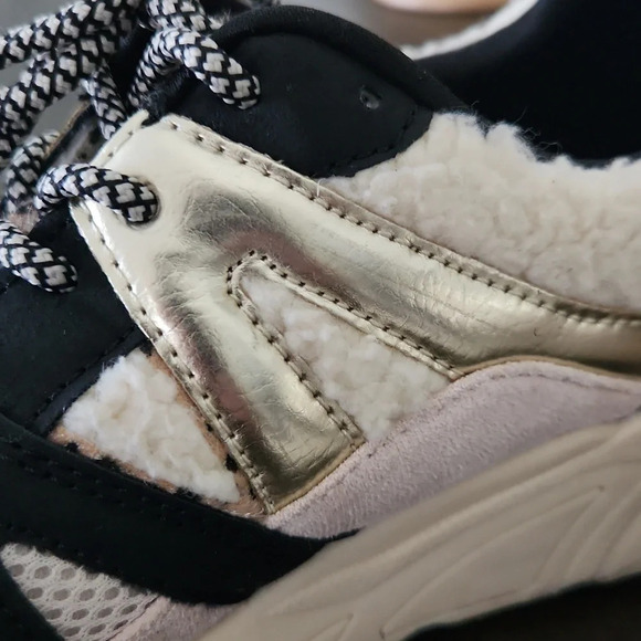 POSH by Poelman Lace and Faux Fur Sneakers women’s size 8 US - Picture 8 of 10